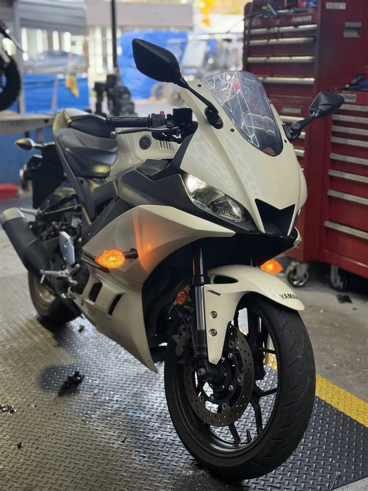 Electric bike and powersports diagnostic workspace at Pulgar Motors.